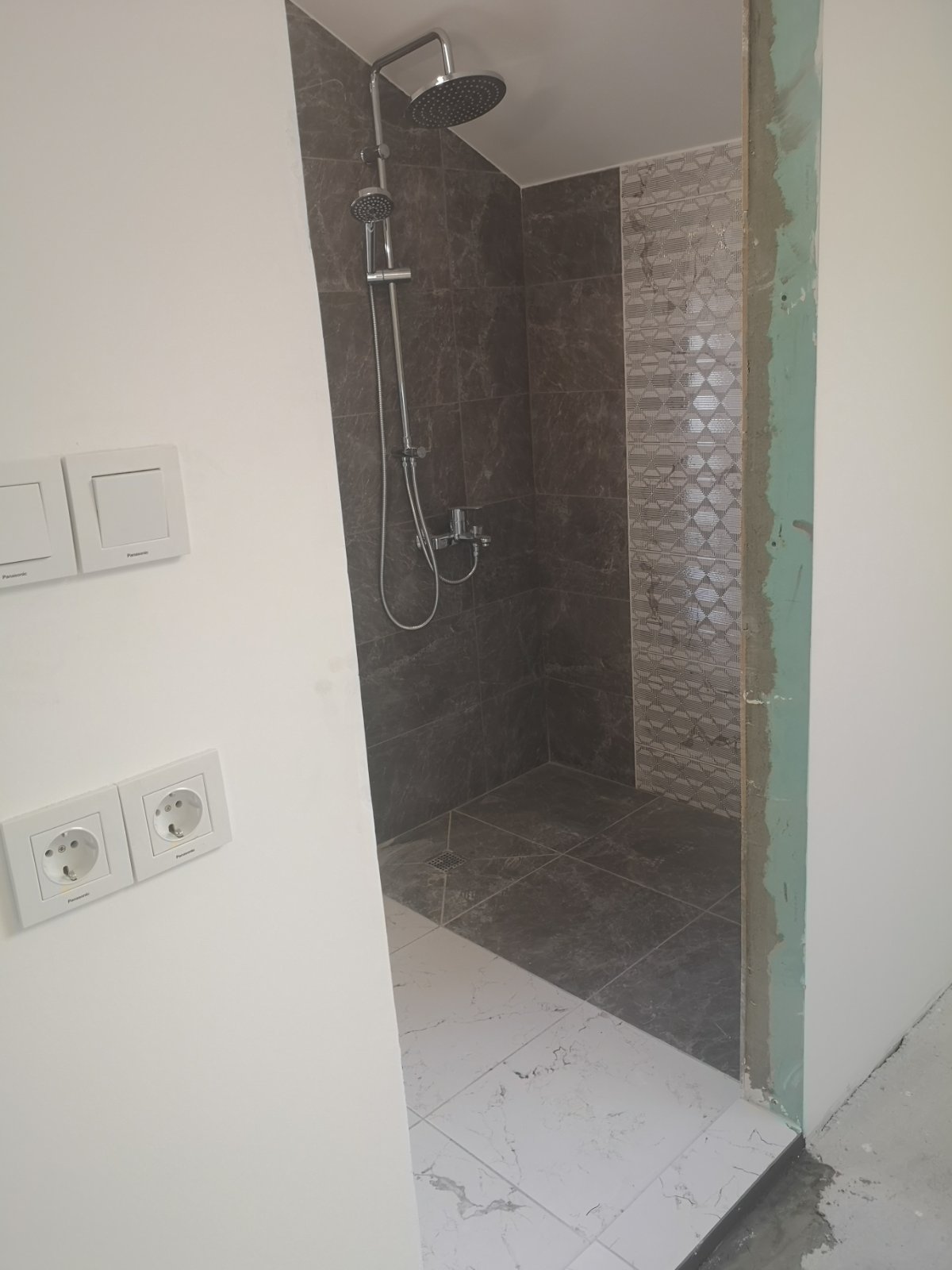 Шпакловане на стени